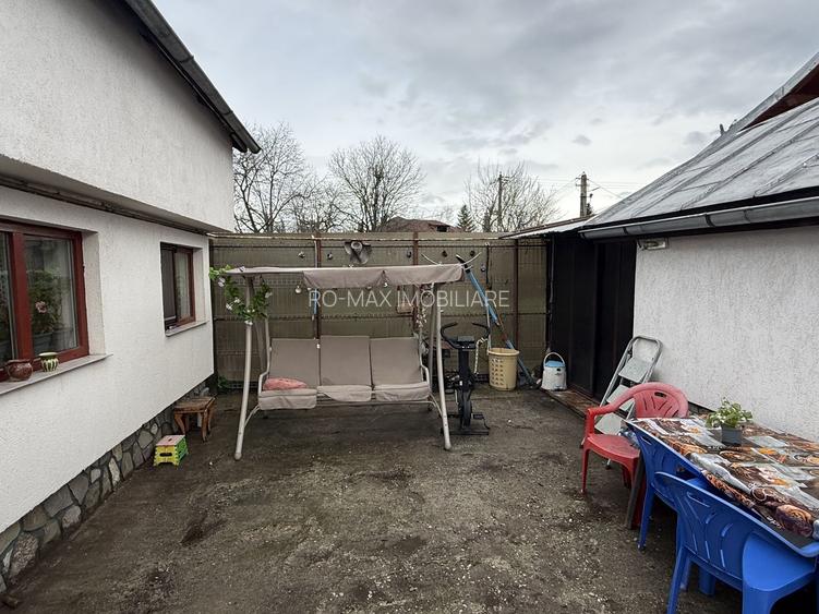 Casă corp C1 84mp + casă corp C2 51mp+garaj+ grădină și teren 889mp - 30