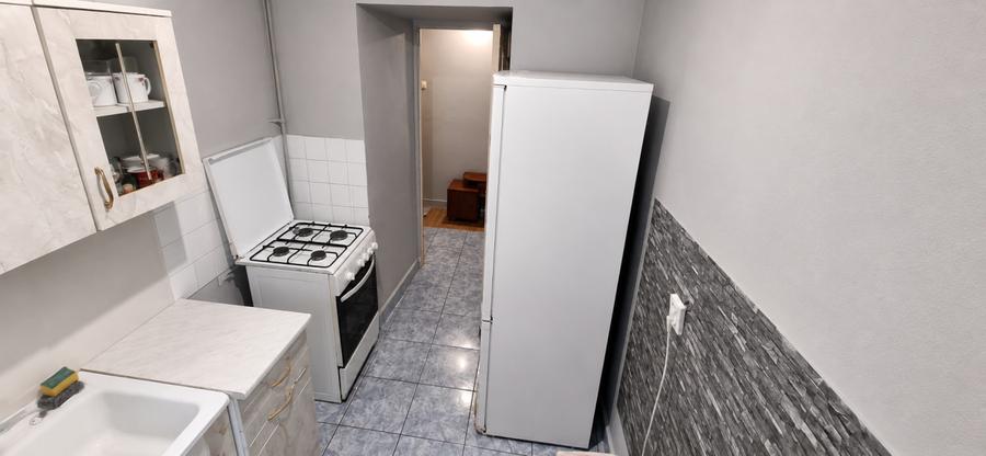 Apartament 2 camere, 41 mp, zona Craiovita Noua