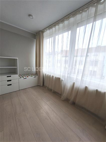 Apartament 2 camere ultracentral, Piata Mihai Viteazu,vedere spre statuie - 6