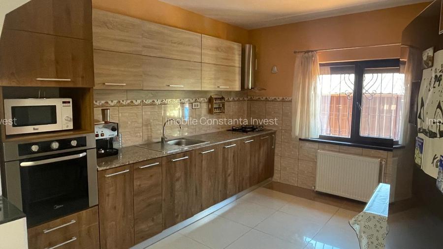 Navodari Vila  P+1+M  Living + 5 camere  86 mp etaj  Construita  in 2011 din bca - 7