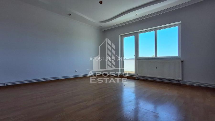 Apartament 3 camere,decomandat, nemobilat, Confectii - 2