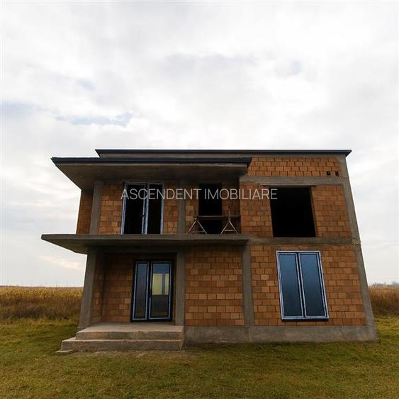 Constructie noua, intabulata, areal propriu 500mp, Sanpetru, Brasov - 2