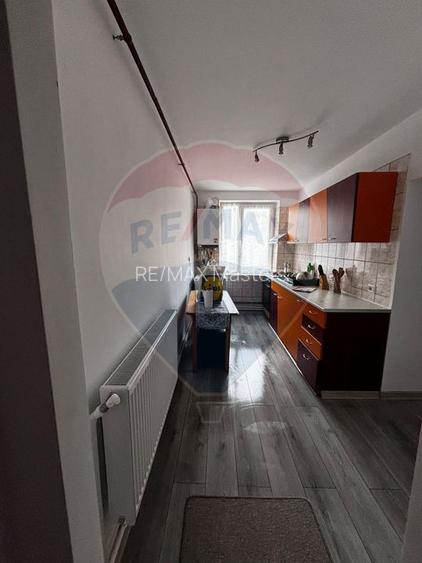 Apartament cu 2 camere de vânzare în zona Central - 4