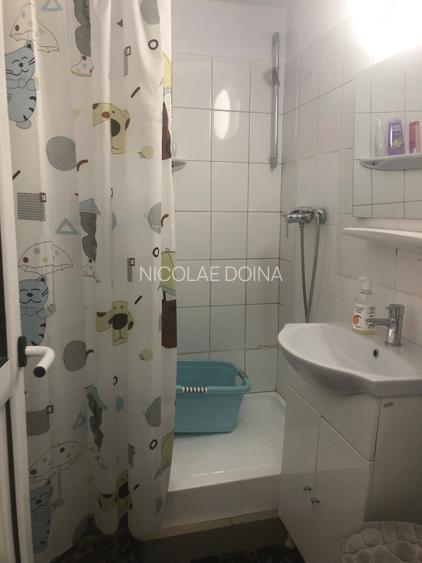 De inchiriat 4 camere decomandat Blv Mircea Voda - 9