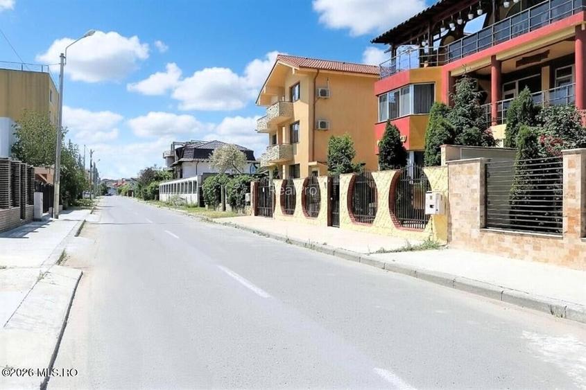 Mamaia Nord - Langa Mare, pensiune la cheie, 11 camere, 9 bai! - 22