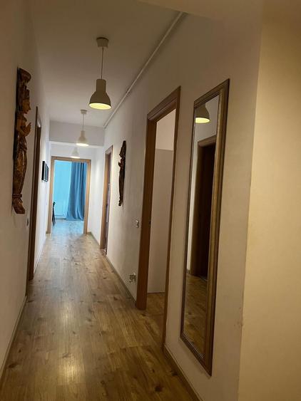 Apartament 3 camere (provenit din 4), in complex Laguna Residence