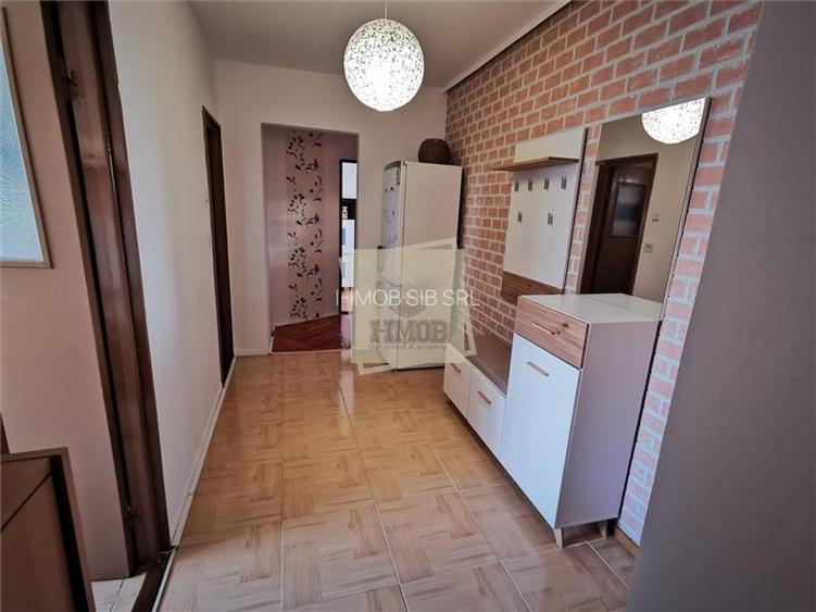 Apartament decomandat modern cu 2 camere in Vasile Aron - 5