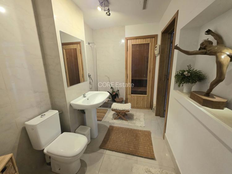 Vilă deosebită de vânzare în Otopeni langa ''Ana Aslan'' - 33