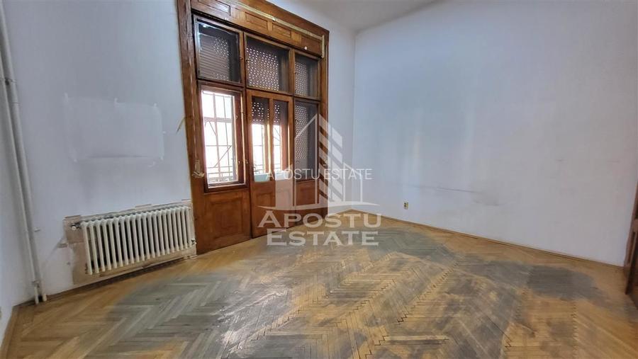 Apartament cu 4 camere, Piata Victoriei, 180 mp - 9
