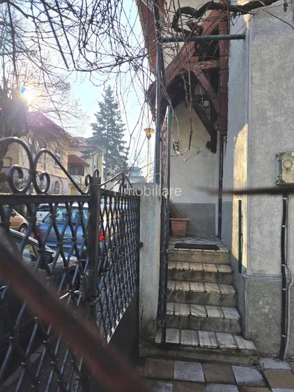 Ultracentral, casa crochets pe o strada speciala! - 13