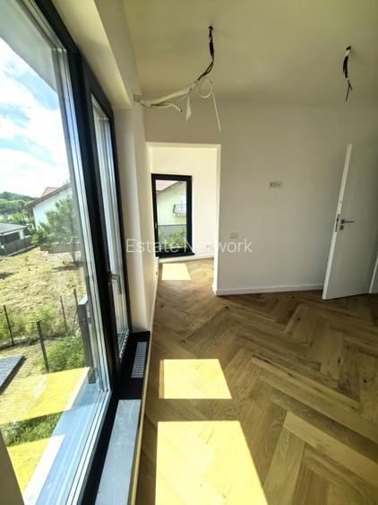 Vanzare Casa individuala, garaj Corbeanca, teren 561 mp - 4