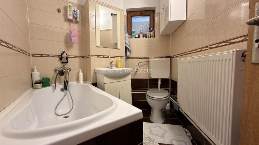 Apartament 2 camere decomandate transformat in 3 de vânzare in km 4-5 - 7