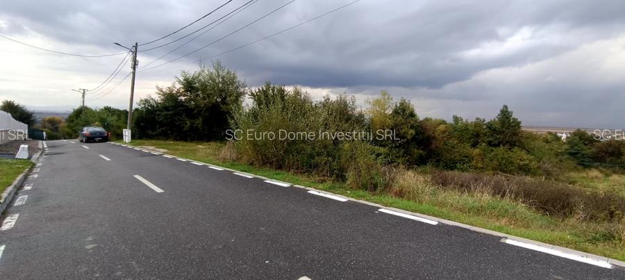 Teren in zona pitoreasca , usor accesibila , cu utilitati si panorama deosebita - 3