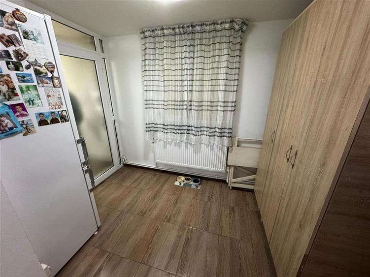 Apartament 2 camere, parter, 46mp , zona Sud - Scoala 1 - - 17