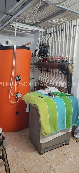 PENSIUNE+ SPATIU COMERCIAL - TROCADERO - 24