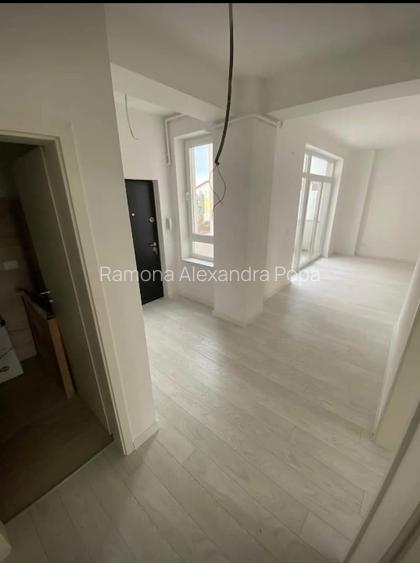 Vând apartament 3 camere - 3