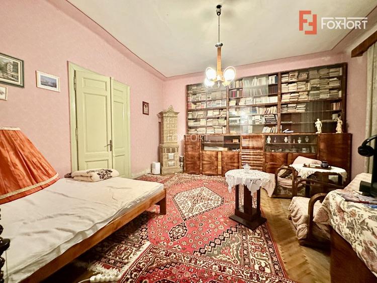 COMISION 0% Apartament cu 4 camere in cladire istorica - Piata Maria - 10