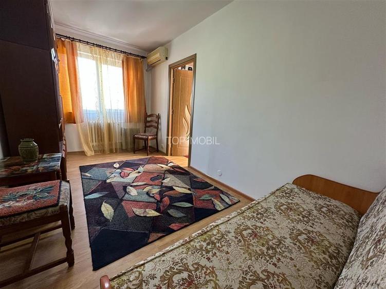 Vanzare apartament cu 2 camere, Podu Ros - Bulevardul Socola - 4