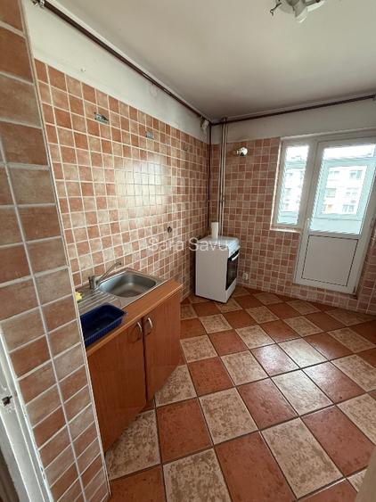 Vând aprtament 2 camere, 54 mp, zona Lujerului, sector 6, București - 10