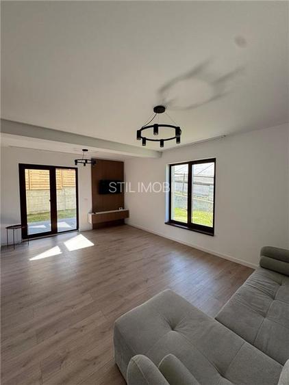 Casa moderna si spatioasa cu 4 camere si curte - zona Horpaz - 890EUR - 6