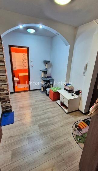 Apartament cochet cu 2 camere, Aleea Carpați, zona Darina - 9