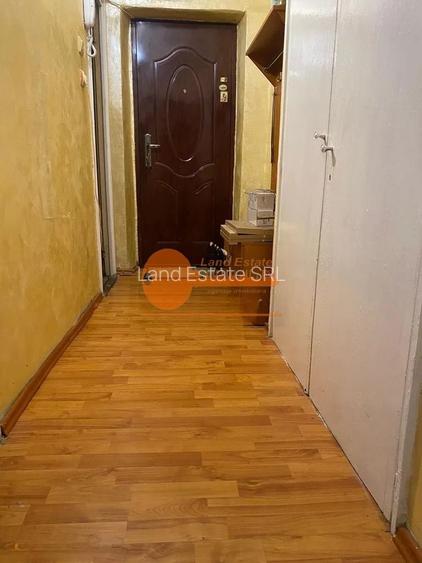 Garsoniera Crangasi - 8 minute de Metrou (Bloc Reabilitat) - 5