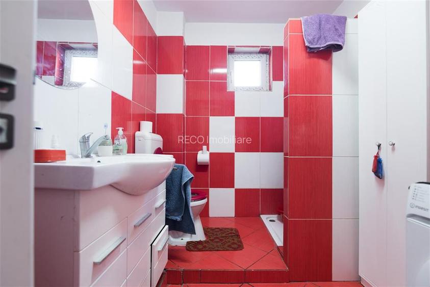 Casa P+M in zona Ciheiului, la 400 m de tramvai - 11
