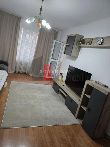 0% Comision, Apartament de vanzare 3 camere, et 2/8, Aparatorii Patriei - 2