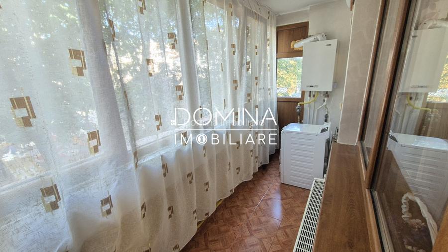 Vanzare apartament 2 camere, et.1, Aleea Energeticienilor - zona 8 Mai - 3