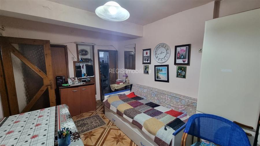 Apartament la casa de 4 camere zona bulevard 15 Noiembrie - 7