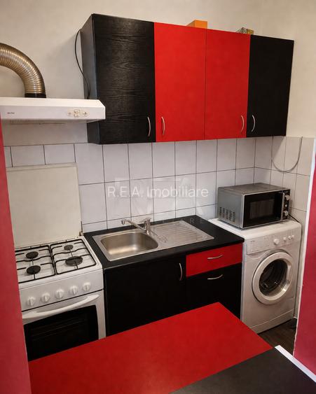 Garsonieră Titan, an 1974, metrou, 31 mp, anvelopat - 6