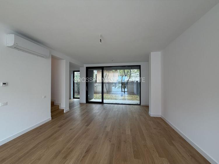 Vilă premium P+1+M,  156 mp utili, curte proprie2 locuri de parcare - 3