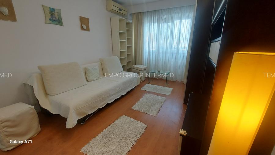 Panduri- garsoniera cocheta la cinci minute de metrou!! - 6