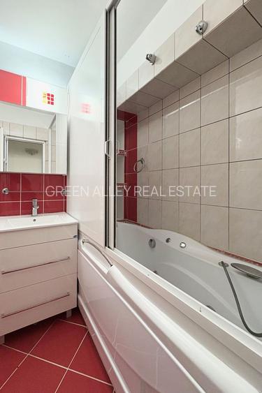 APARTAMENT CU 4 CAMERE AFLAT PE BD DECEBAL APROAPE DE PTA ALBA IULIA - UNIRII - 18