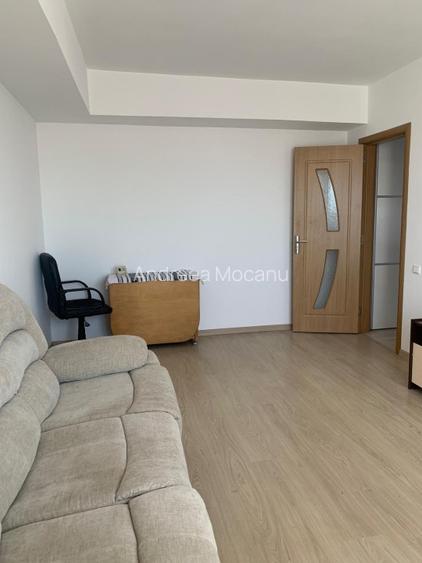 Apartament cu 3 camere si parcare inclusa, acces metrou Aparatorii Patriei - 8