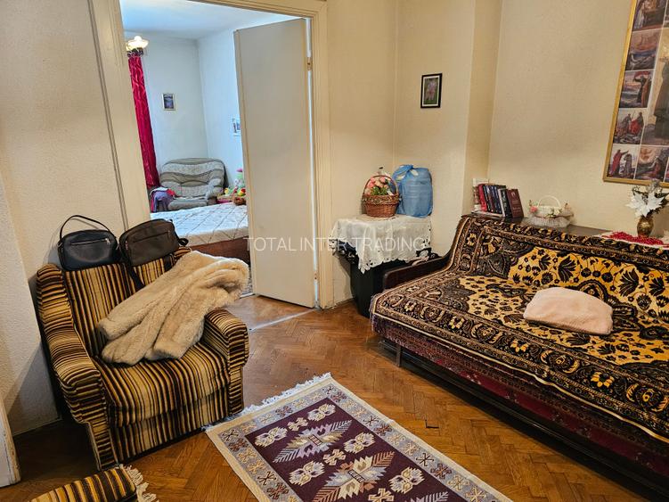 Vatra Luminoasa - 2 camere in vila, etaj 1/1 - terasa 20 mp, intabulare, 229000€ - 8