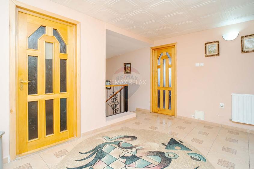 Casă / Vilă de Vânzare 200mp Teren 870mp Str. Soarelui - Valea Lupului - 14