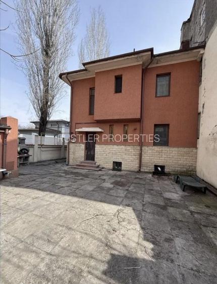 Vila cu personalitate - 6 camere in Cotroceni  - 6