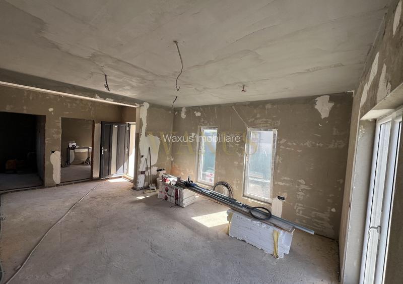 Casa intrare Campenesti zona deosebita - 6