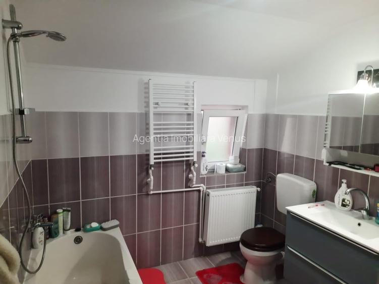 Casa cu etaj in catamarasti deal - 6