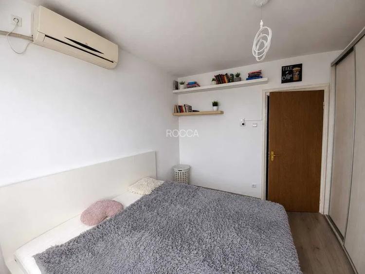 Apartament de 2 camere decomandat, renovat, etaj 10/10, 4 min metrou 1 Decembrie - 3