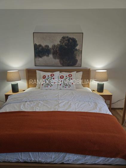 Titan - Langa Parc IOR - 2