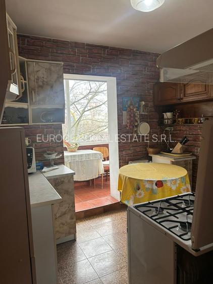 Apartament 3 camere decomandat - Gara - 110.000 euro (Cod E5) - 6