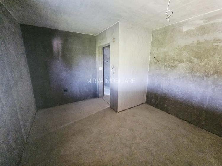 Vilă luminoasă, 4 camere, cu teren generos – Com. Plopu - 54