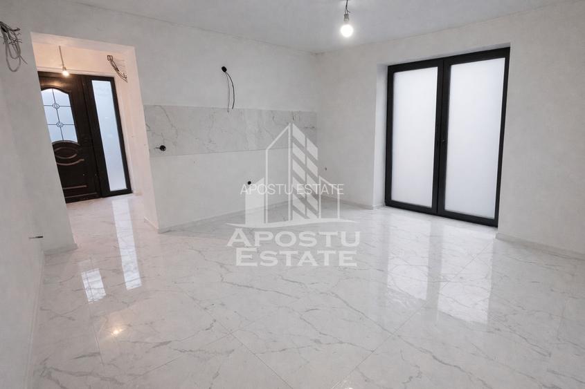Apartament cu 2 camere de vanzare renovat integral, zona Balcescu - 2
