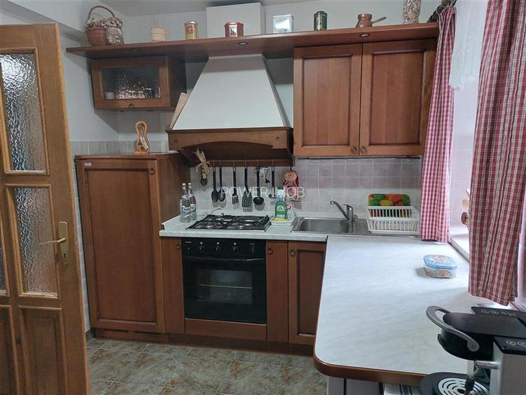 DUPLEX CU INTRARE SI CURTE SEPARATA IN POIANA BRASOV - 4