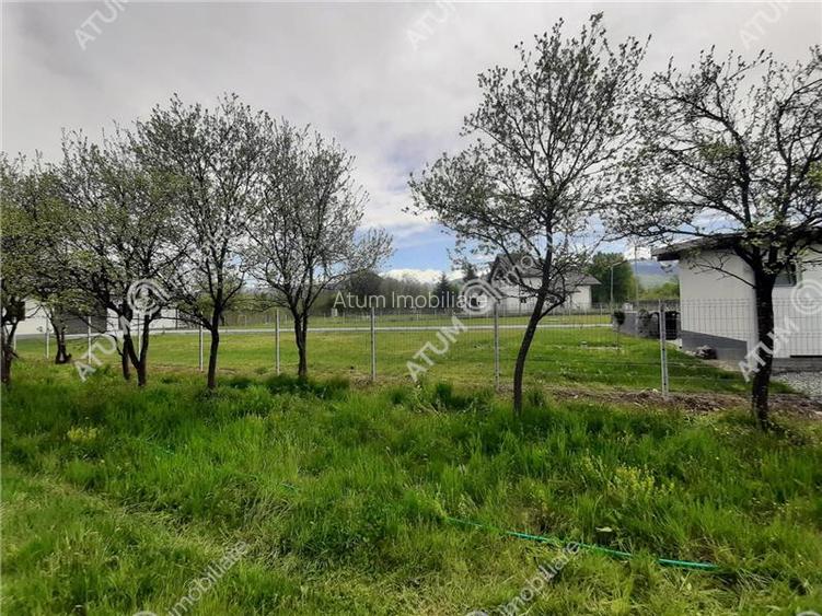 Teren cu utilitati situat la drum in Avrig zona Valea Avrigului - 4