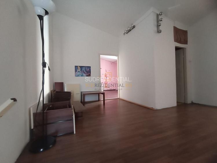 Casa spatioasa cu 7 camere, zona Bd. Brancoveanu, acces facil metrou - 14