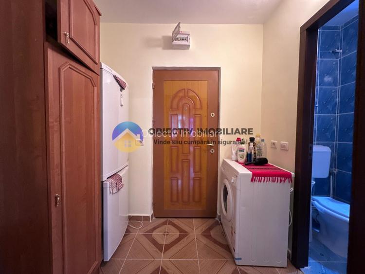 Garsoniera de vanzare  ETAJ 2 Cartier Darmanesti - 3