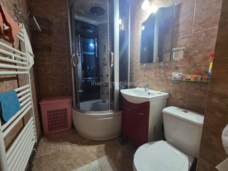 DE VANZARE-APARTAMENT 3 CAMERE-MIRCEA CEL BATRAN - 8